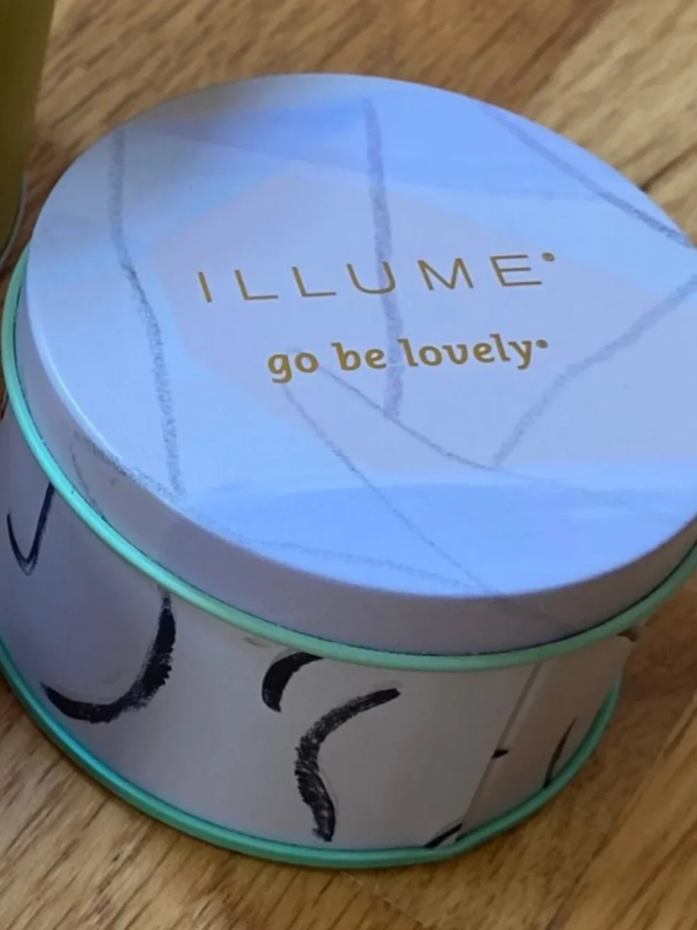 Bundle of 3 Candles in Tins